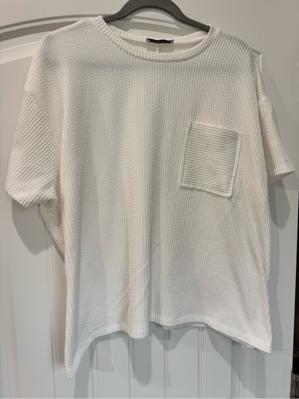 Zenana Waffle Knit Oversized Top Womens L/XL White Pocket Short Sleeve Tee NWOT